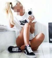 Mersin Escort Bayan’da Fantezilerinizi Tatmin Eden İnce Yapılı, Sihirli Saçlara Sahip Güzel
