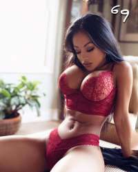 Mezitli Escort'ta Ateşli Bir Gece İçin Mükemmel Seçiminiz