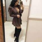 Erdemli Escort Kızlar Arasından Büyüleyici Ahenk